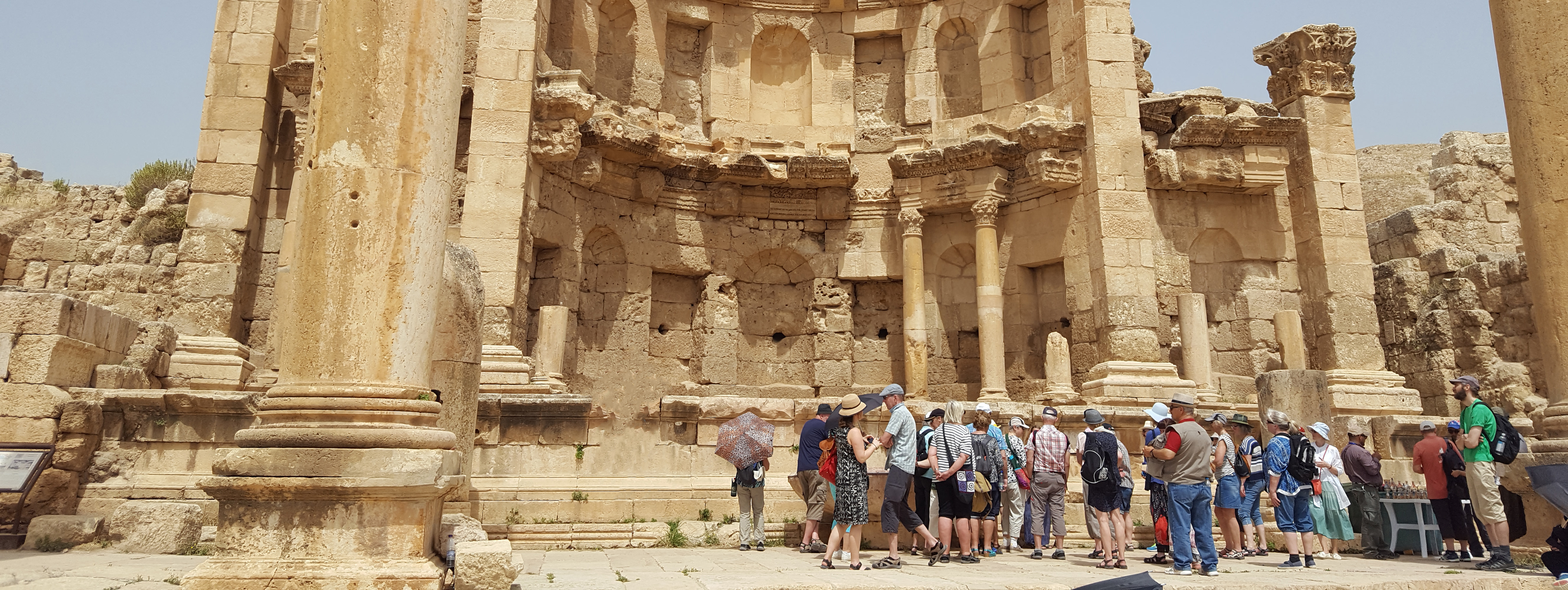Groupe Arts et Vie sur le site de Jérash, en Jordanie