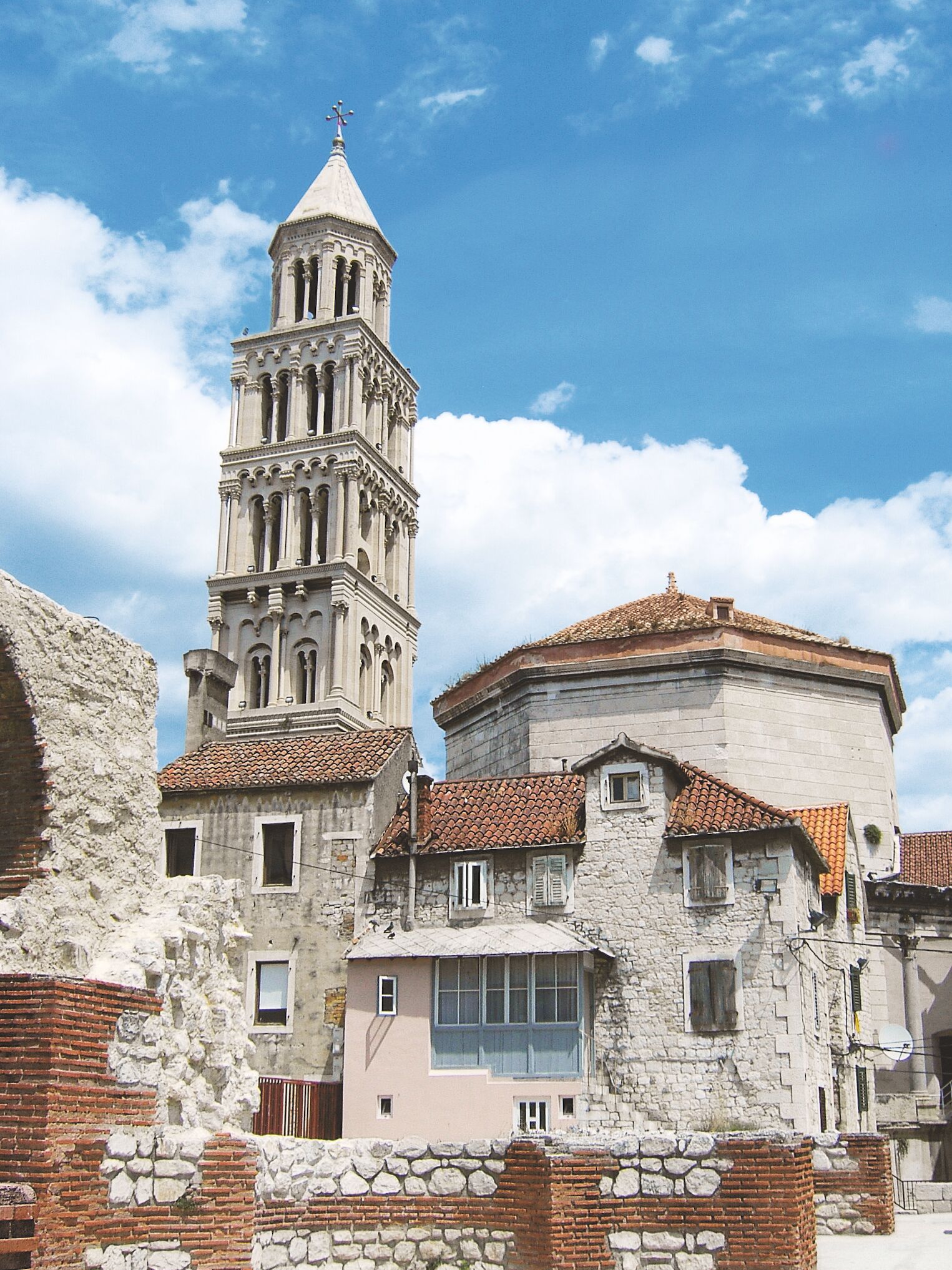 Les ruines du palais de Dioclétien et la cathédrale, à Split