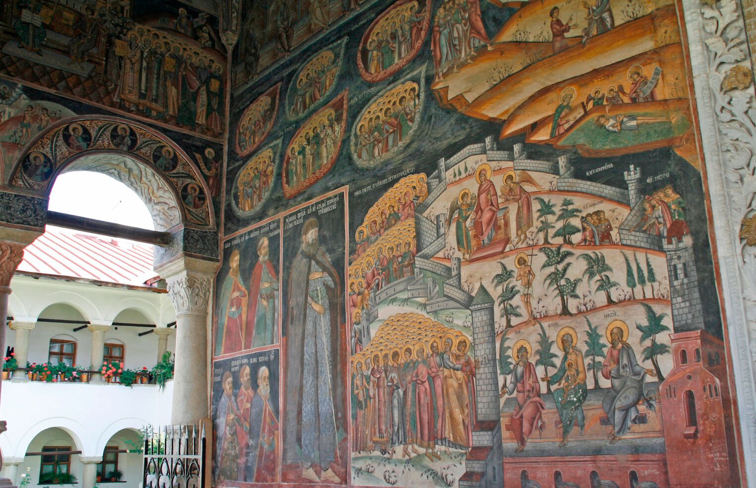 Dans le monastère de Horezu